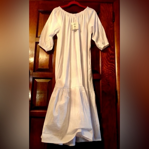 New NWT Made In Italy white off the shoulder maxi dress OSFA - Picture 1 of 10